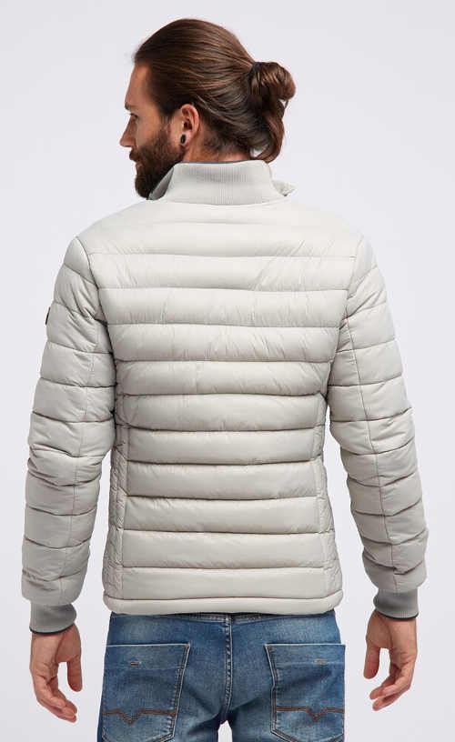 Bielo-šedá zimná prešívaná bunda
