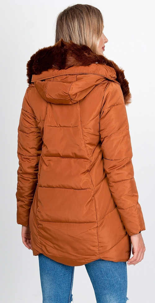 Hnedá prešívaná dámska zimná bunda