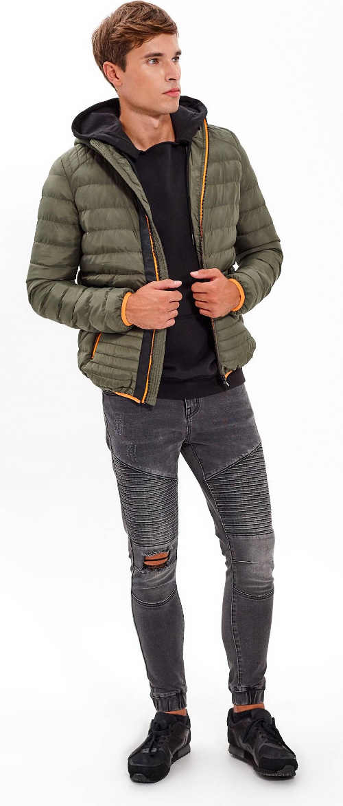 Moderná prešívaná zimná bunda pre mladých mužov