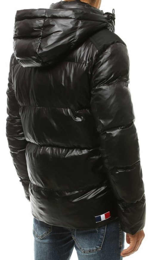 Jednofarebná čierna lesklá pánska prešívaná zimná bunda