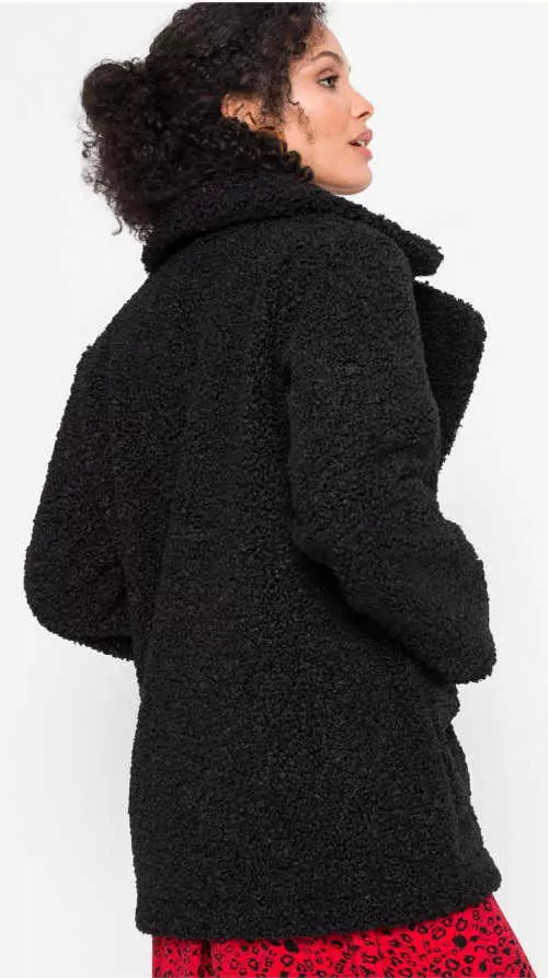 Čierny huňatý dámsky kabát s kapucňou jednofarebný