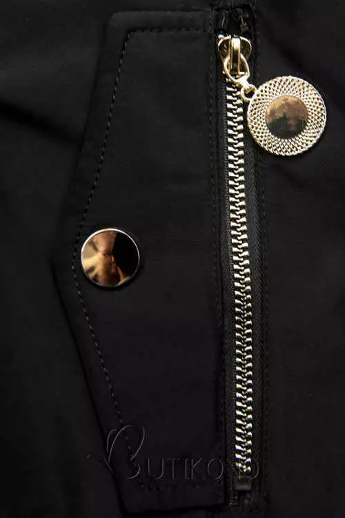 Čierna zimná bunda s ozdobnými vreckami s kovovým zipsom