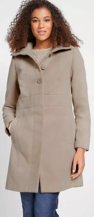 Zimný kabát pieskovej farby s imitáciou vlny