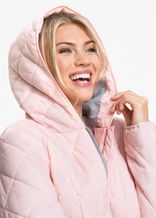 Ružový prešívaný dámsky zimný kabát s kapucňou