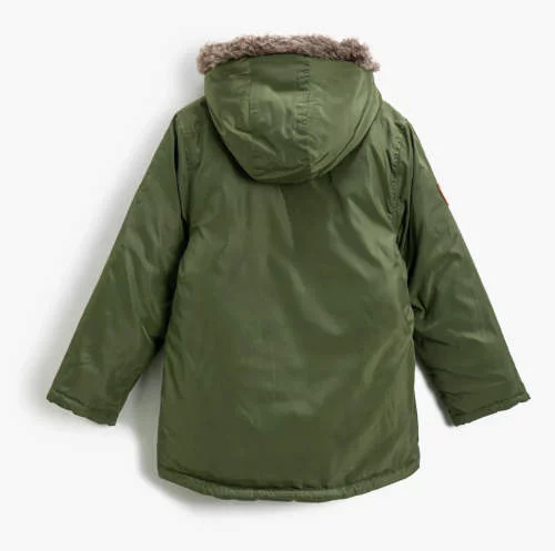 Zelená detská zimná bunda s kapucňou a kožušinou